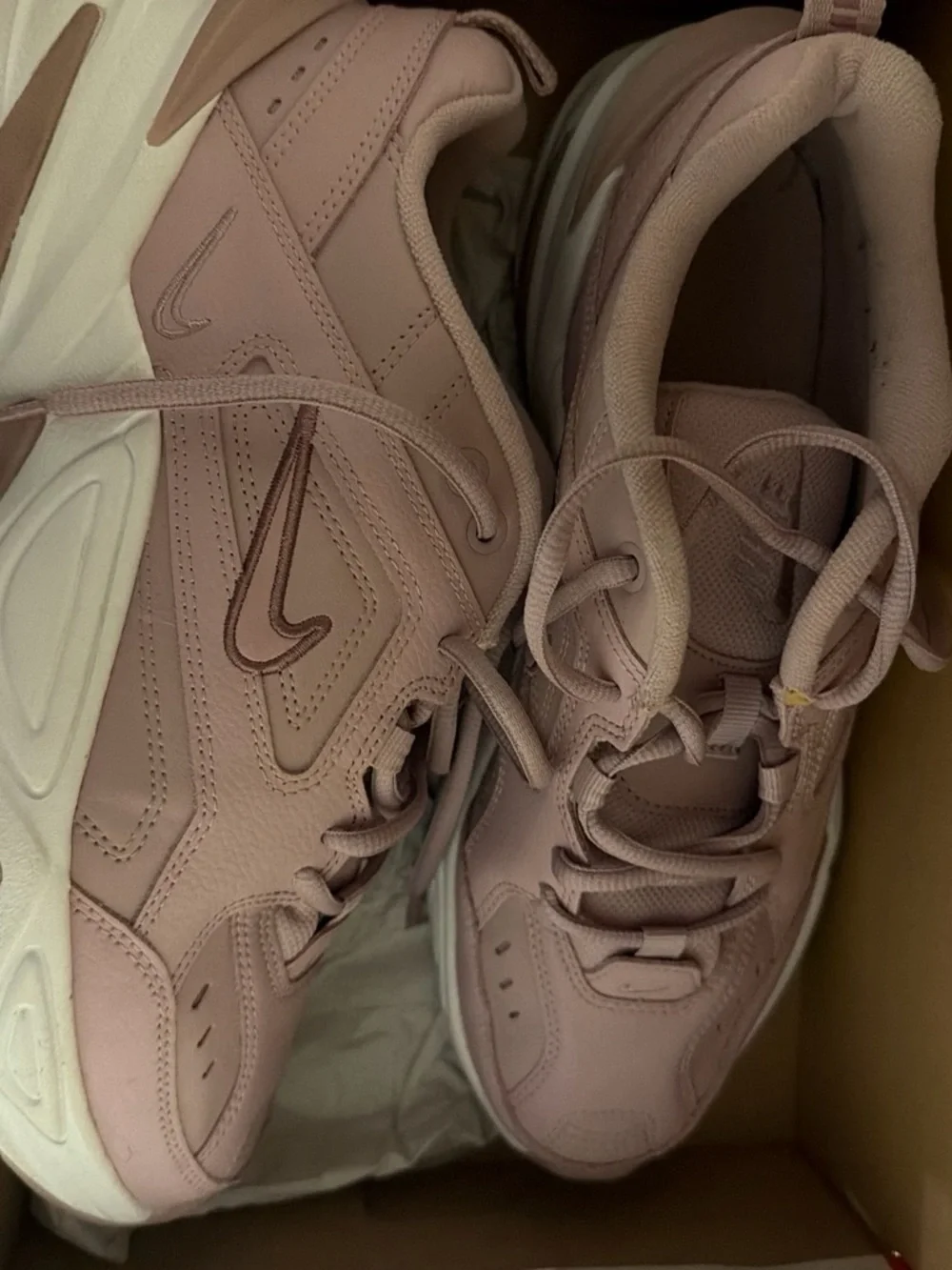 Nike women sneaker